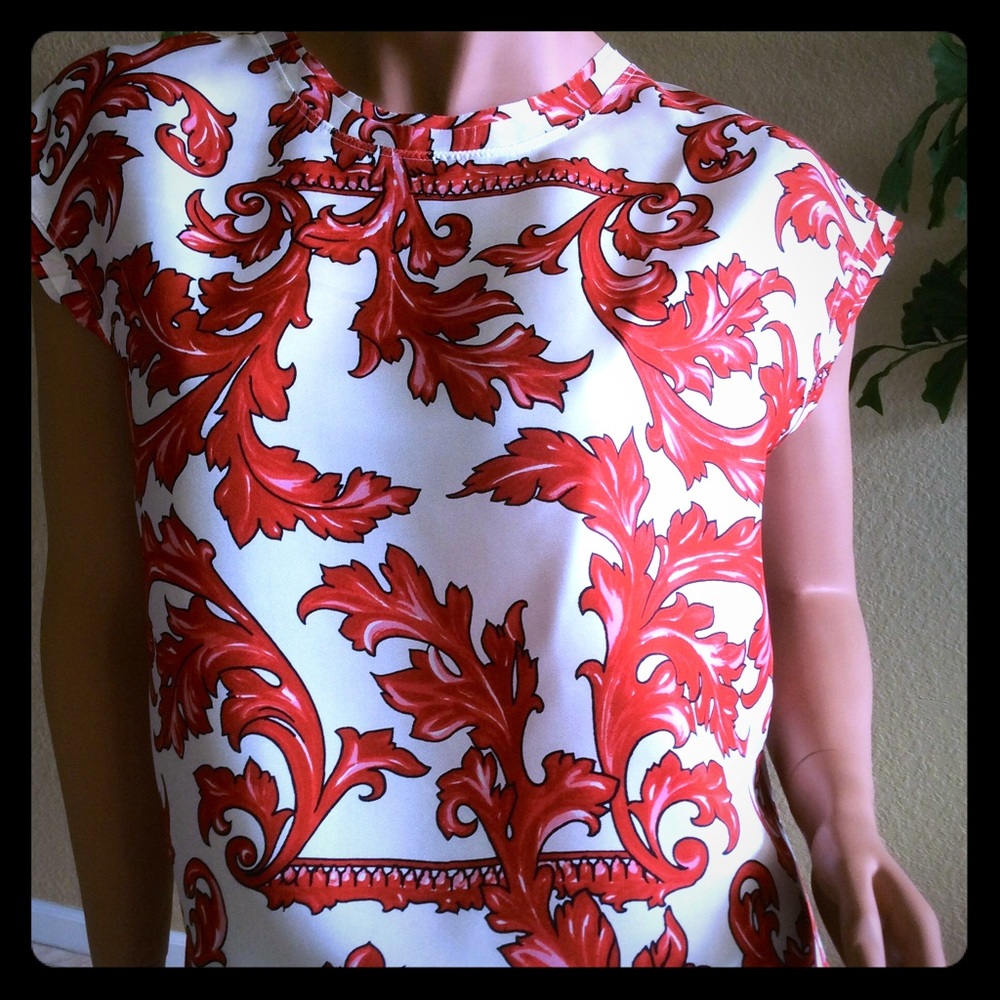 NWT Roberto Cavalli.Authentic.Women silk top.EU 40